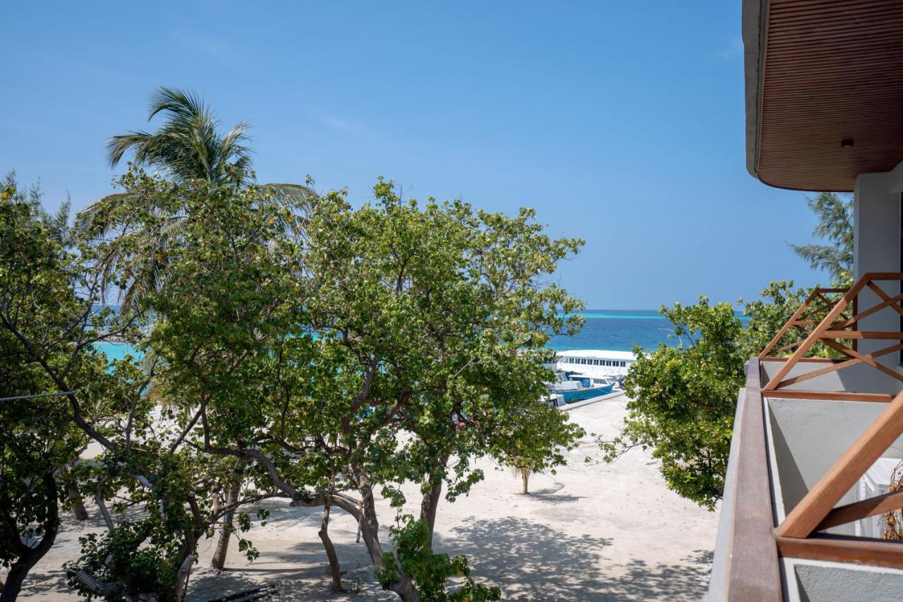 古莉 Ayala Oceanview Maldives酒店 外观 照片