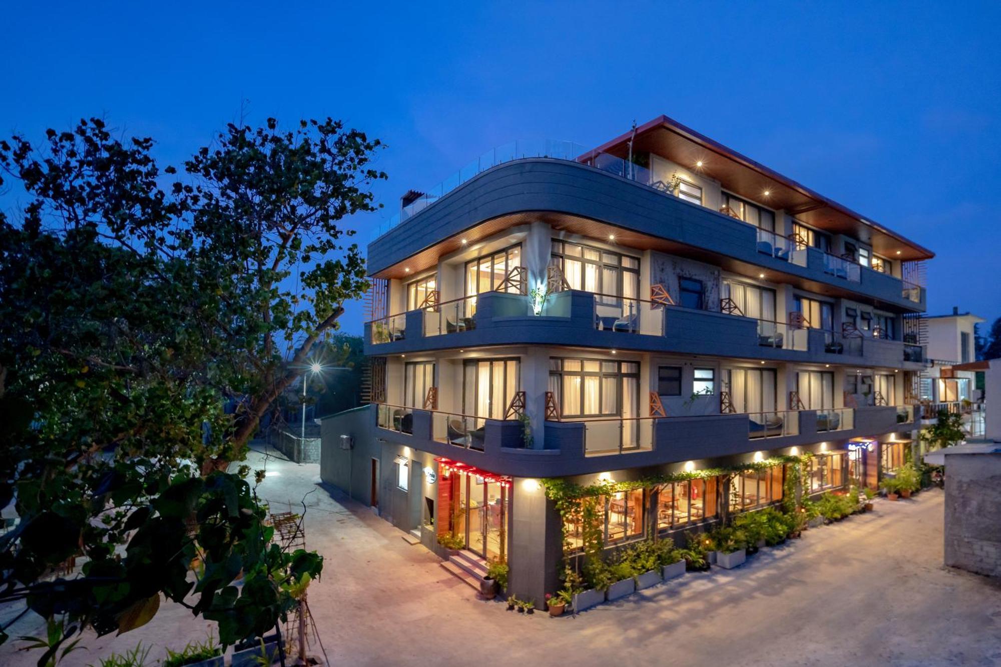 古莉 Ayala Oceanview Maldives酒店 外观 照片