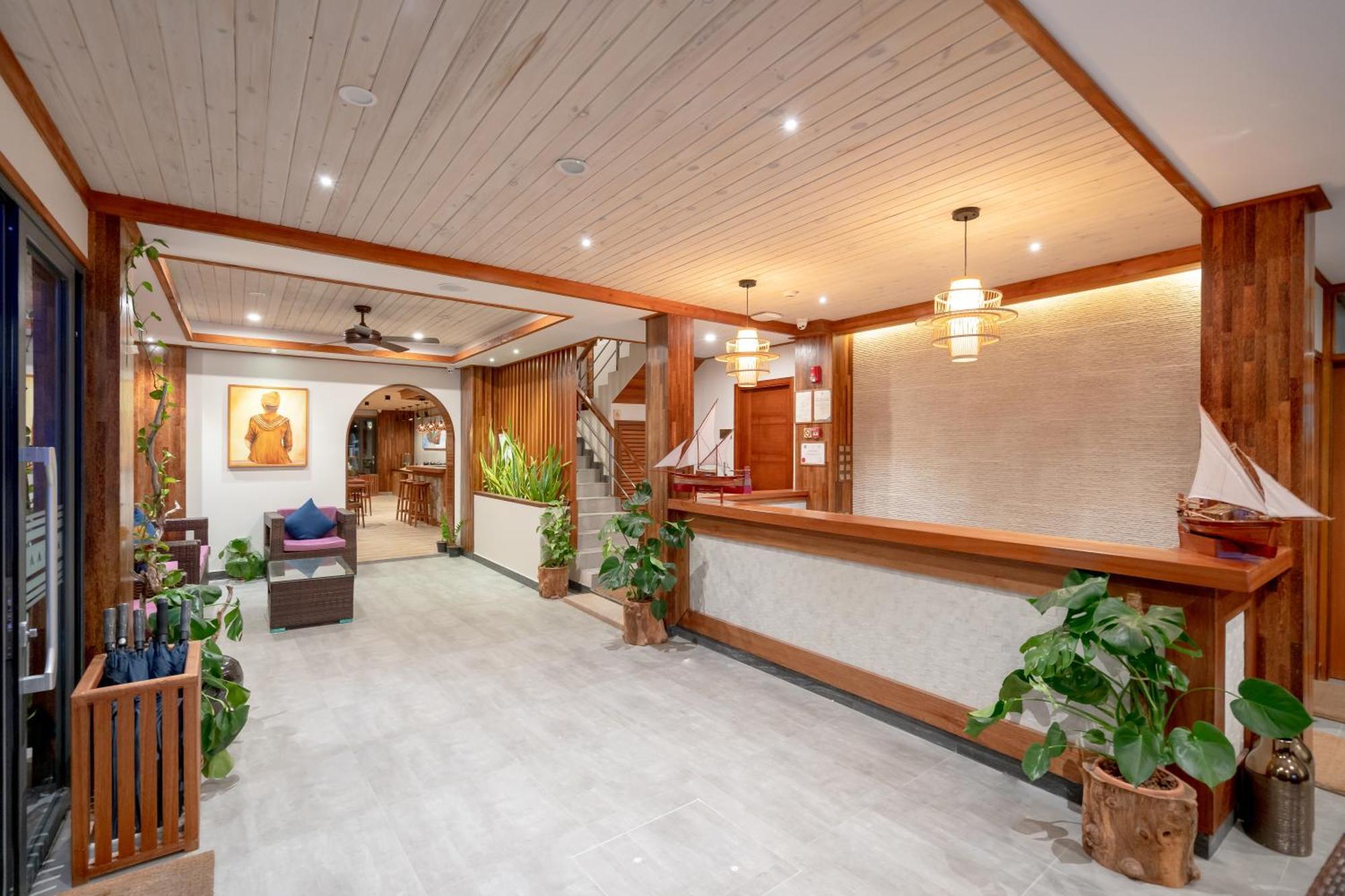古莉 Ayala Oceanview Maldives酒店 外观 照片