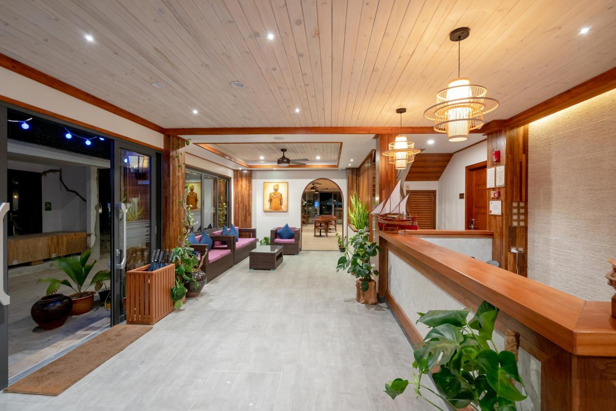 古莉 Ayala Oceanview Maldives酒店 外观 照片