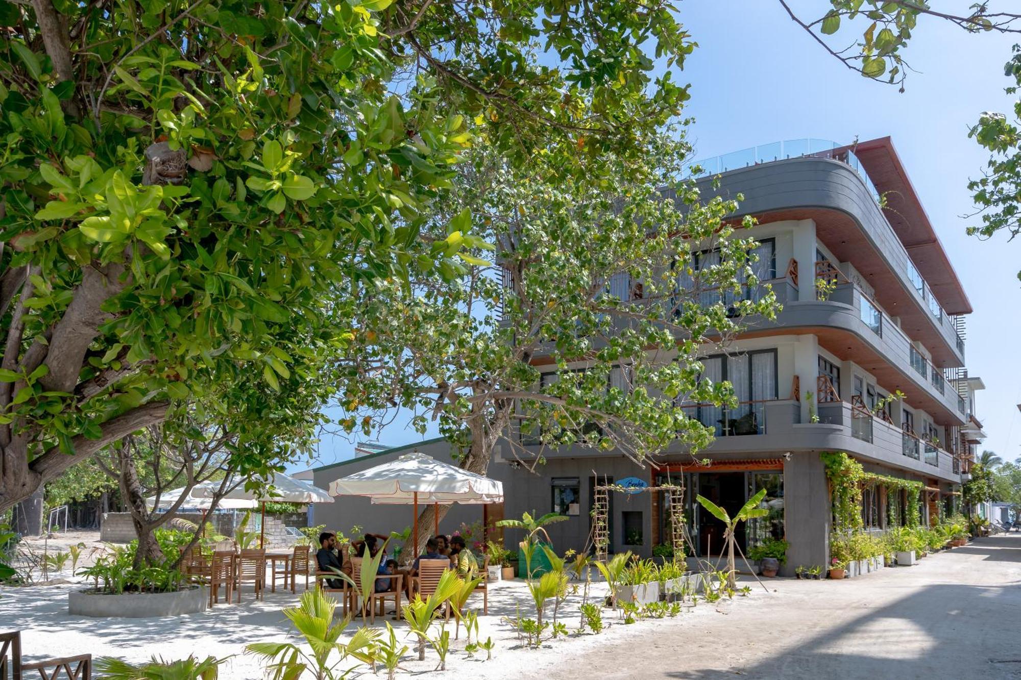古莉 Ayala Oceanview Maldives酒店 外观 照片