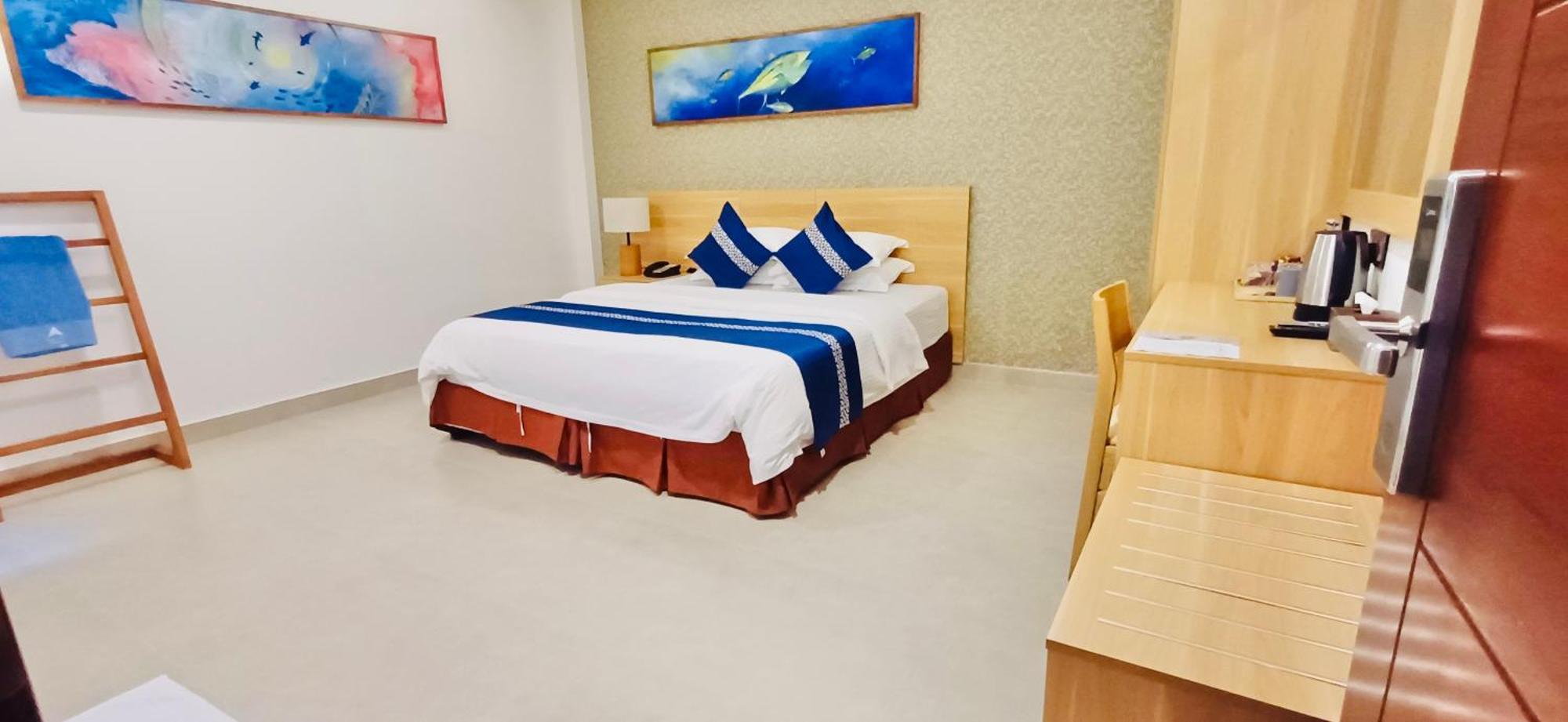 古莉 Ayala Oceanview Maldives酒店 外观 照片